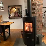 Gemuetliche Rustikale Mit Kamin Und Optionalem Whirlpool Appartamento *