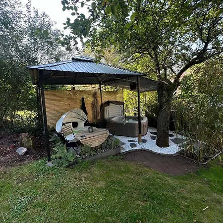 Gemuetliche Rustikale Mit Kamin Und Optionalem Whirlpool * Bad Sobernheim