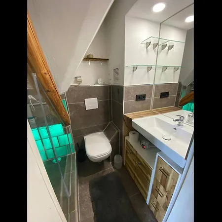 Gemuetliche Rustikale Mit Kamin Und Optionalem Whirlpool *