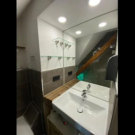 شقة Gemuetliche Rustikale Mit Kamin Und Optionalem Whirlpool *