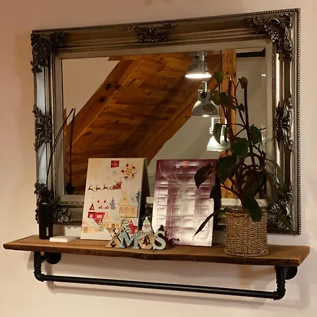 Gemuetliche Rustikale Mit Kamin Und Optionalem Whirlpool Daire