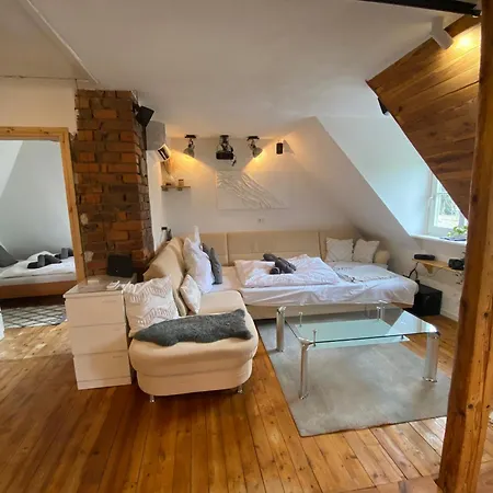 Gemuetliche Rustikale Mit Kamin Und Optionalem Whirlpool *