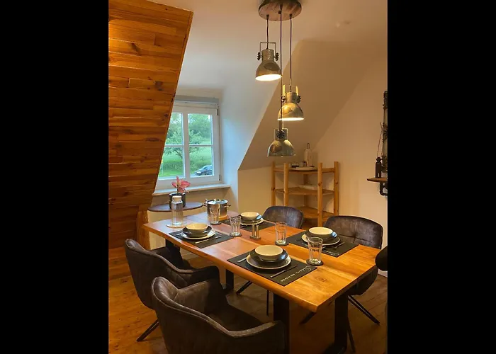 Gemütliche Rustikale Mit Kamin Und Optionalem Whirlpool *