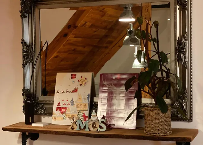 Gemütliche Rustikale Mit Kamin Und Optionalem Whirlpool Apartment