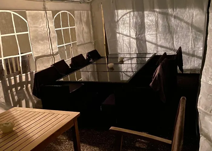 Gemütliche Rustikale Mit Kamin Und Optionalem Whirlpool Apartment